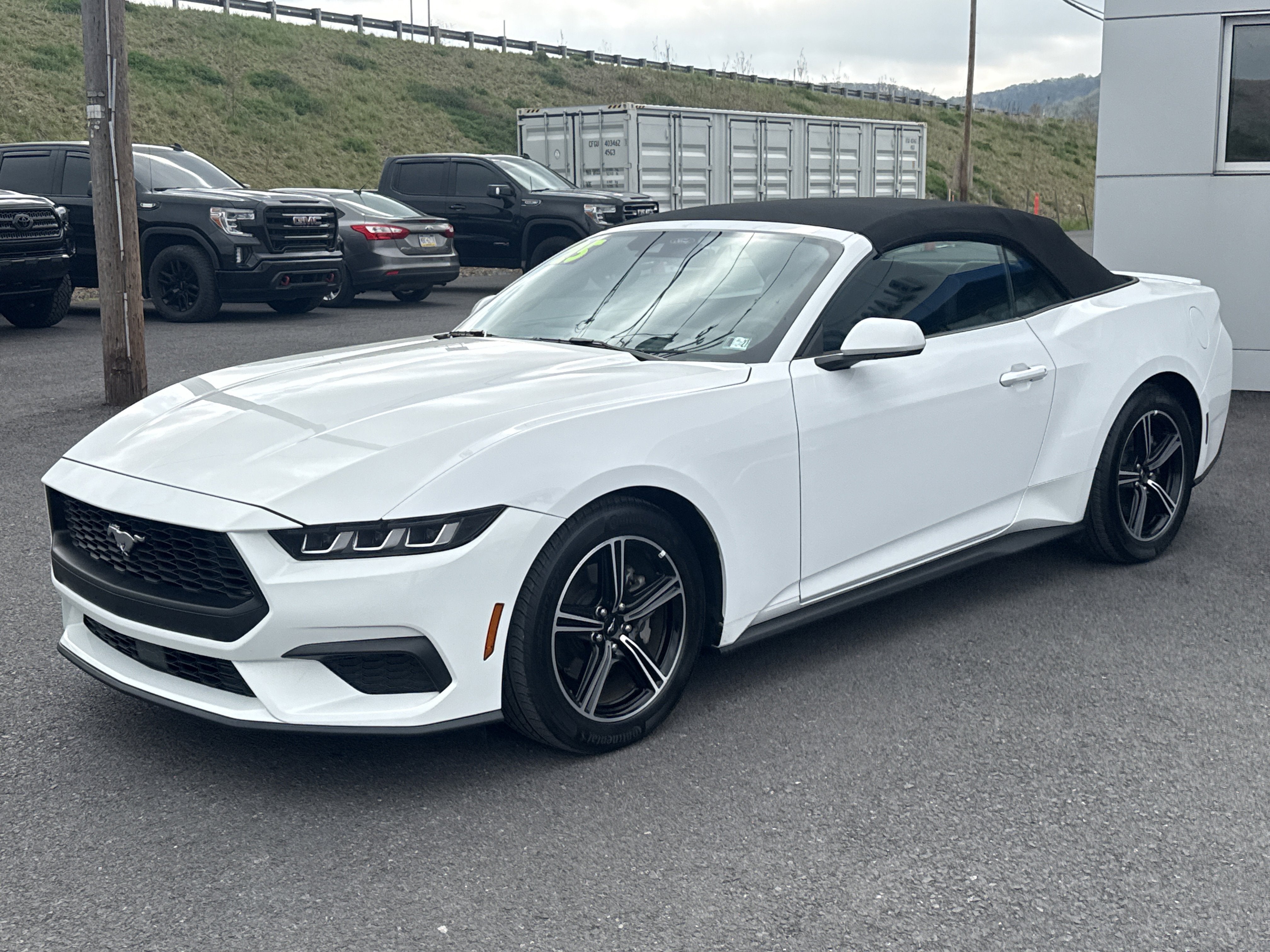 2025 Ford Mustang EcoBoost