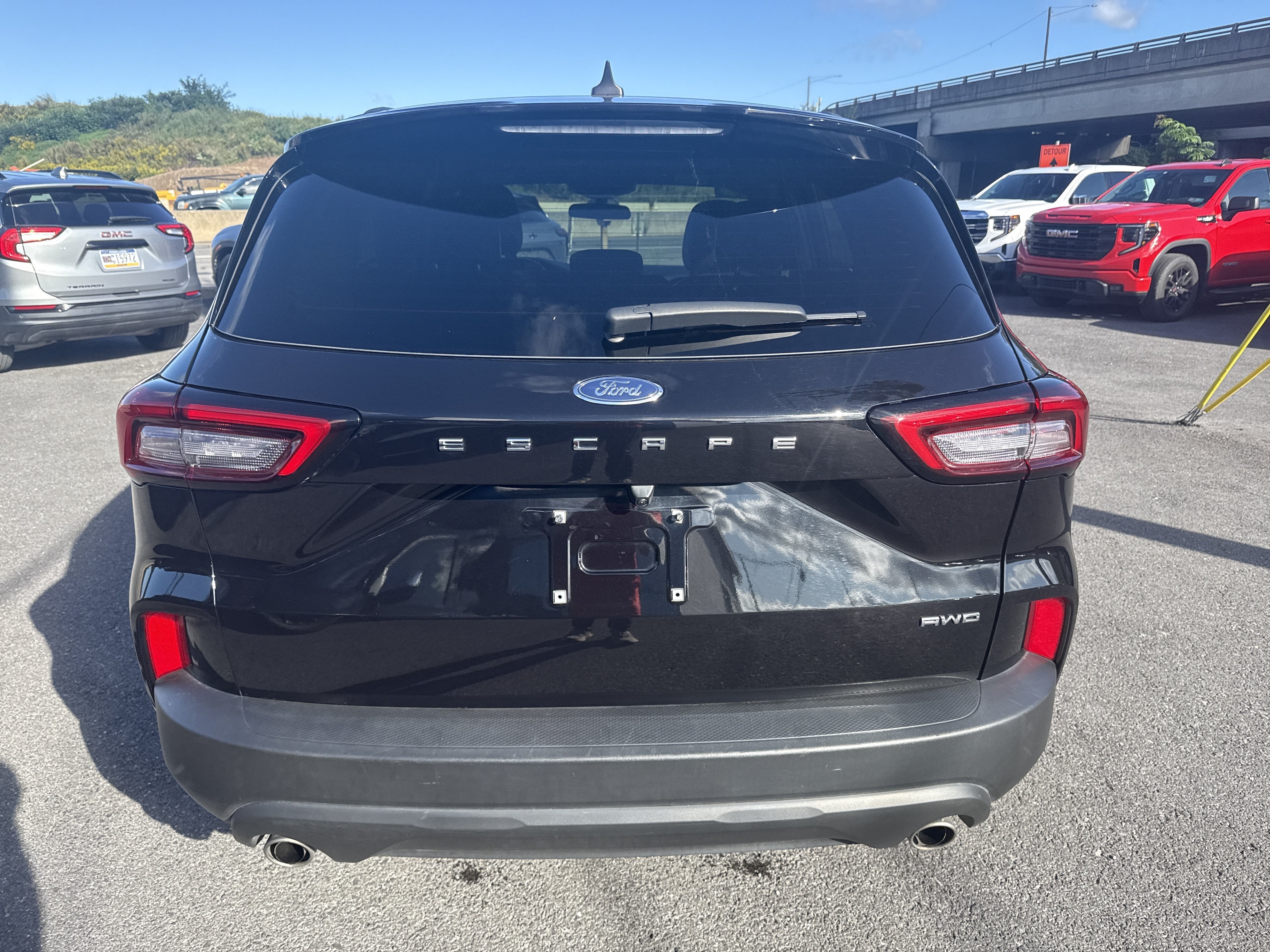 2025 Ford Escape ST-Line Select