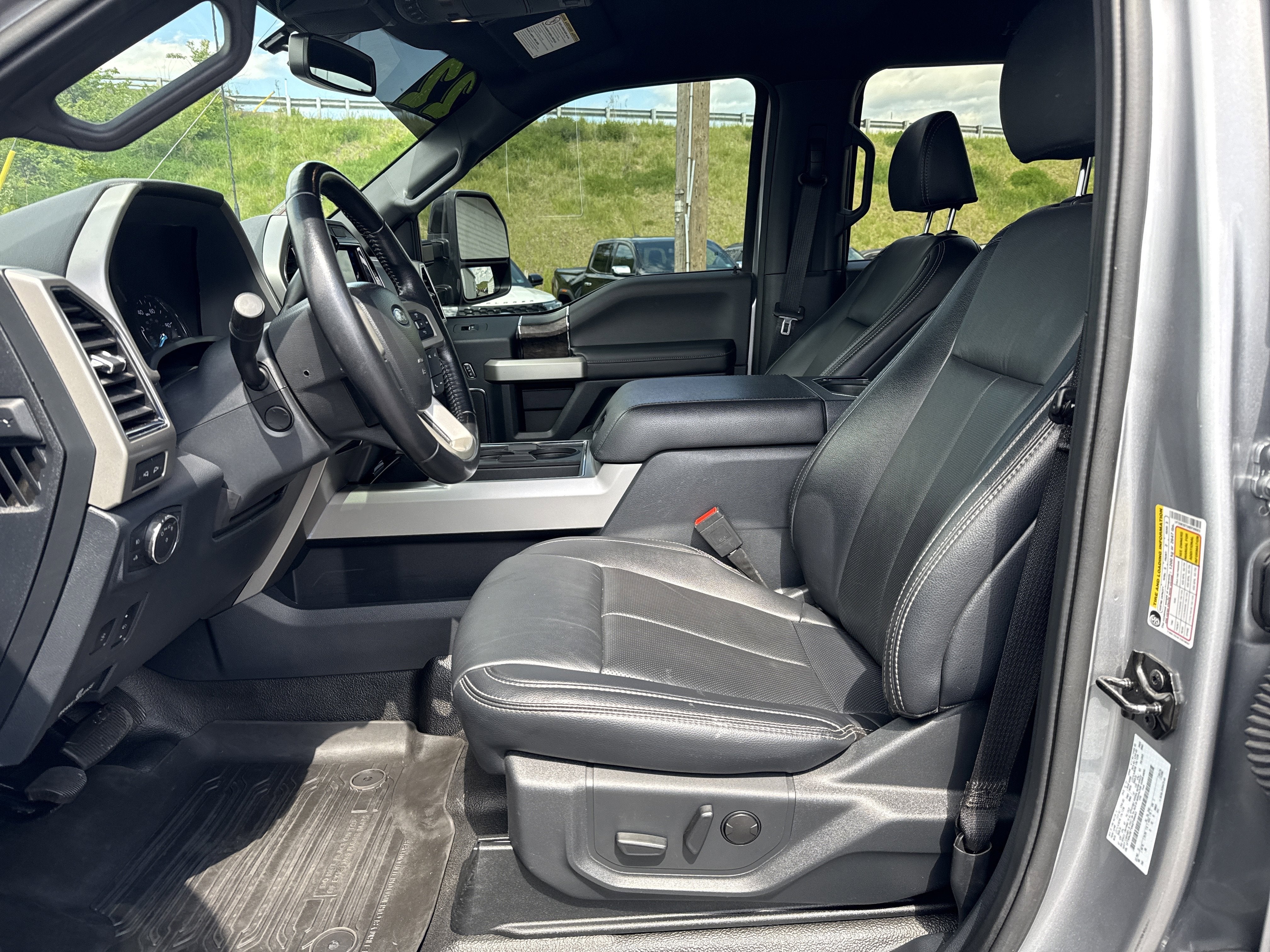 2022 Ford Super Duty F-250 SRW XL