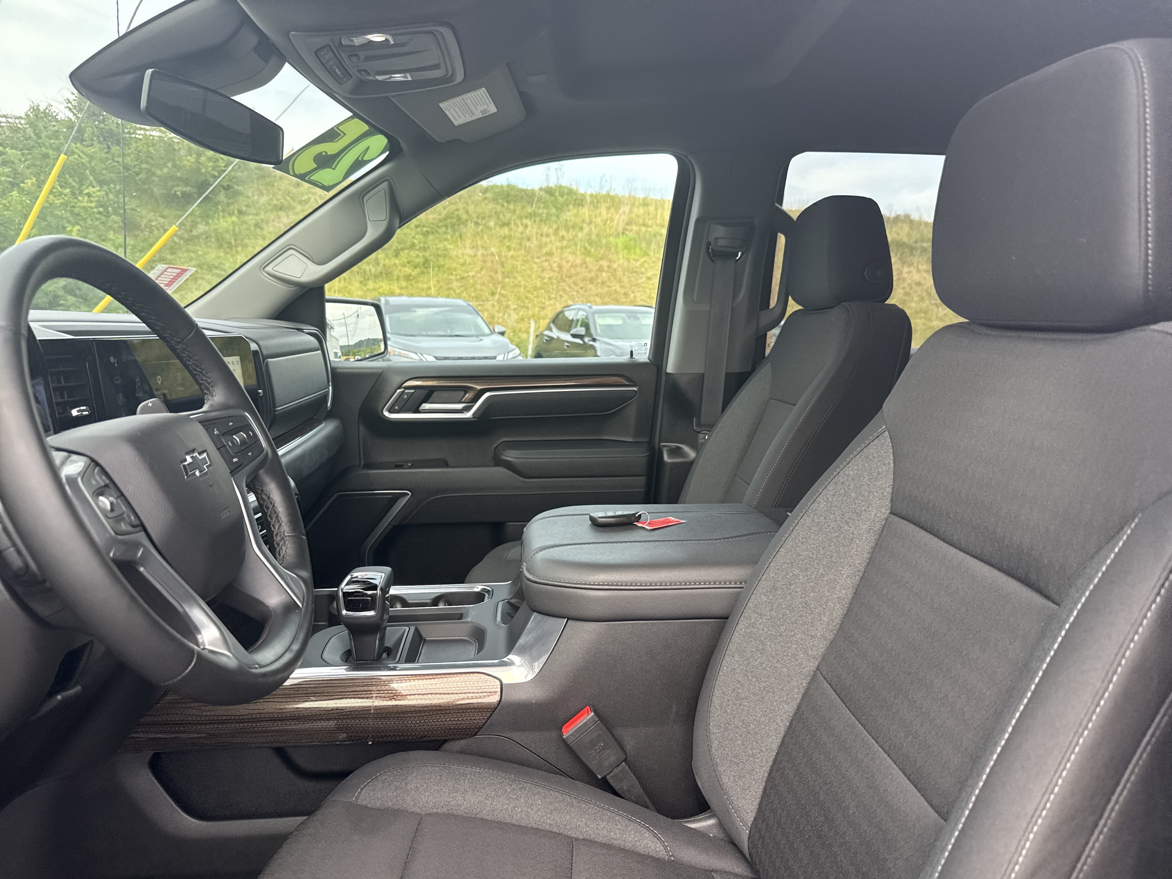 2025 Chevrolet Silverado 1500 RST