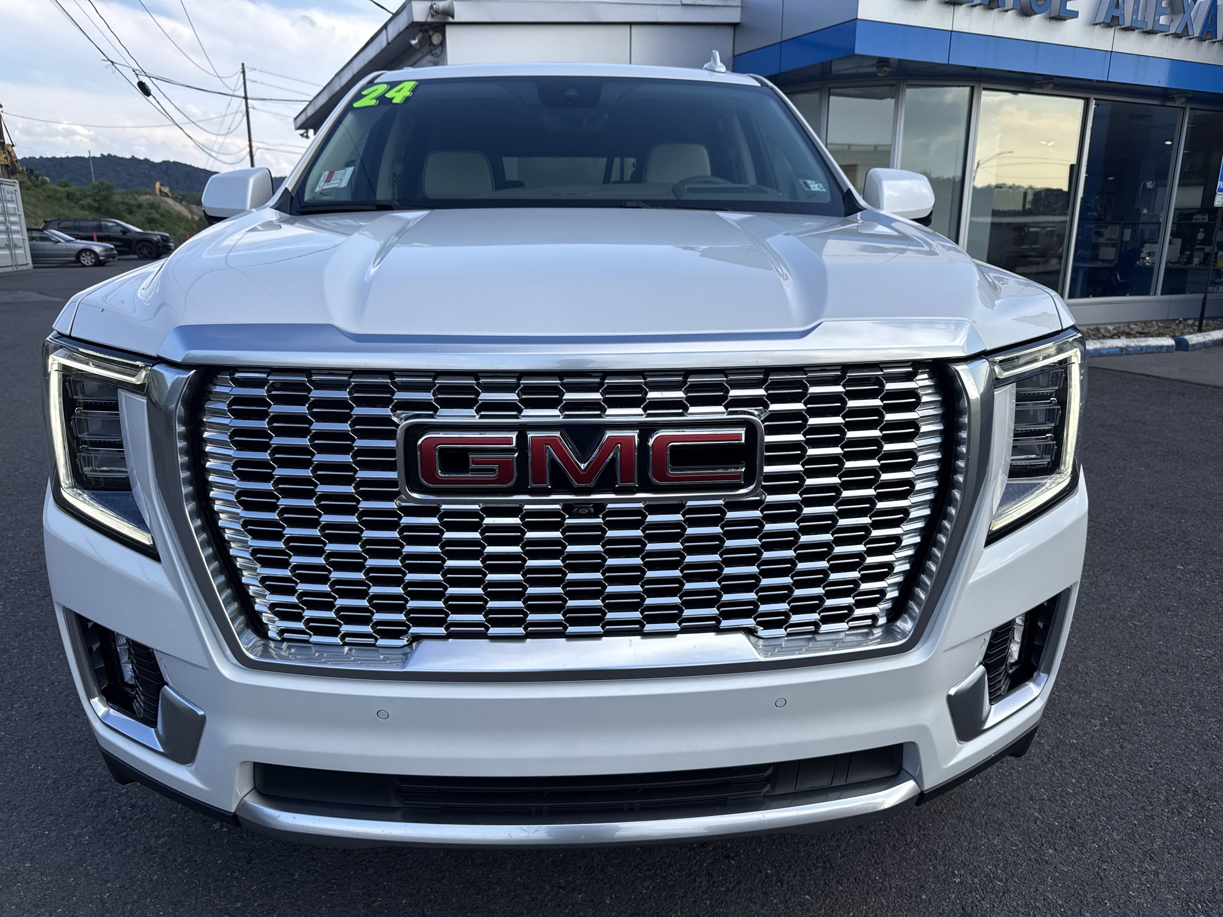 2024 GMC Yukon Denali