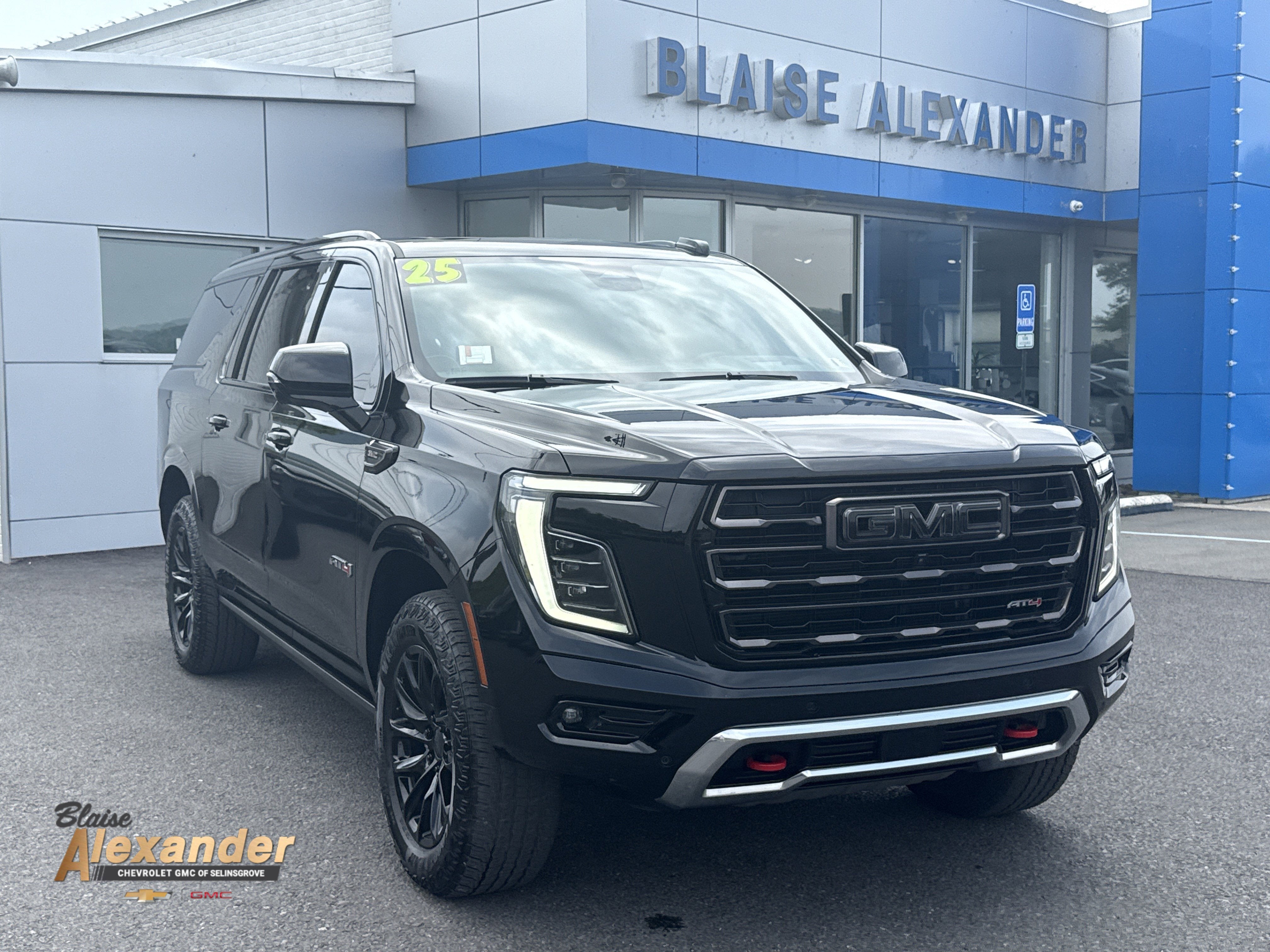 2025 GMC Yukon XL AT4 Ultimate