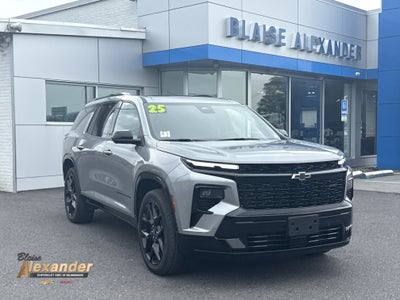 2025 Chevrolet Traverse RS