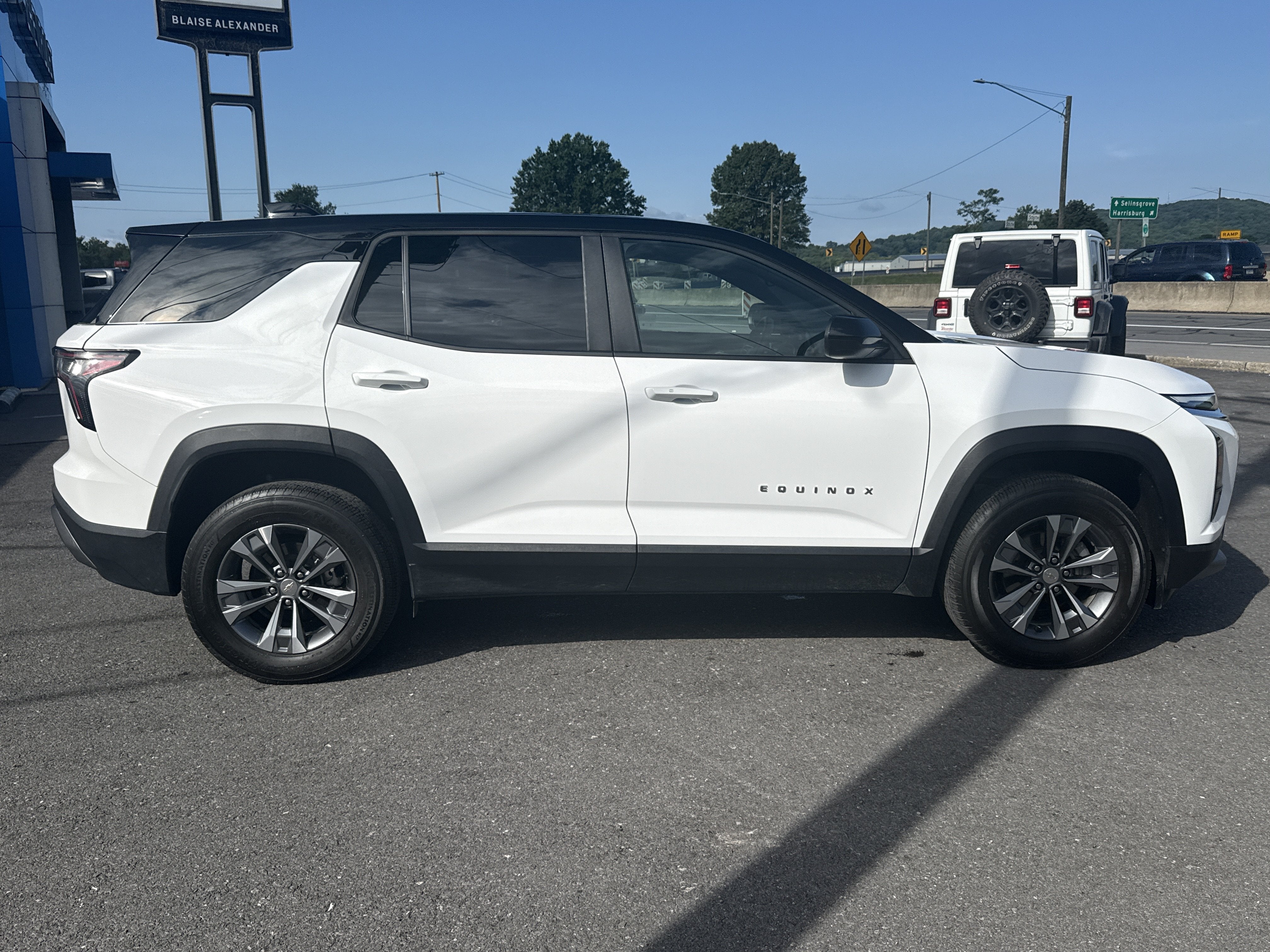 2025 Chevrolet Equinox LT
