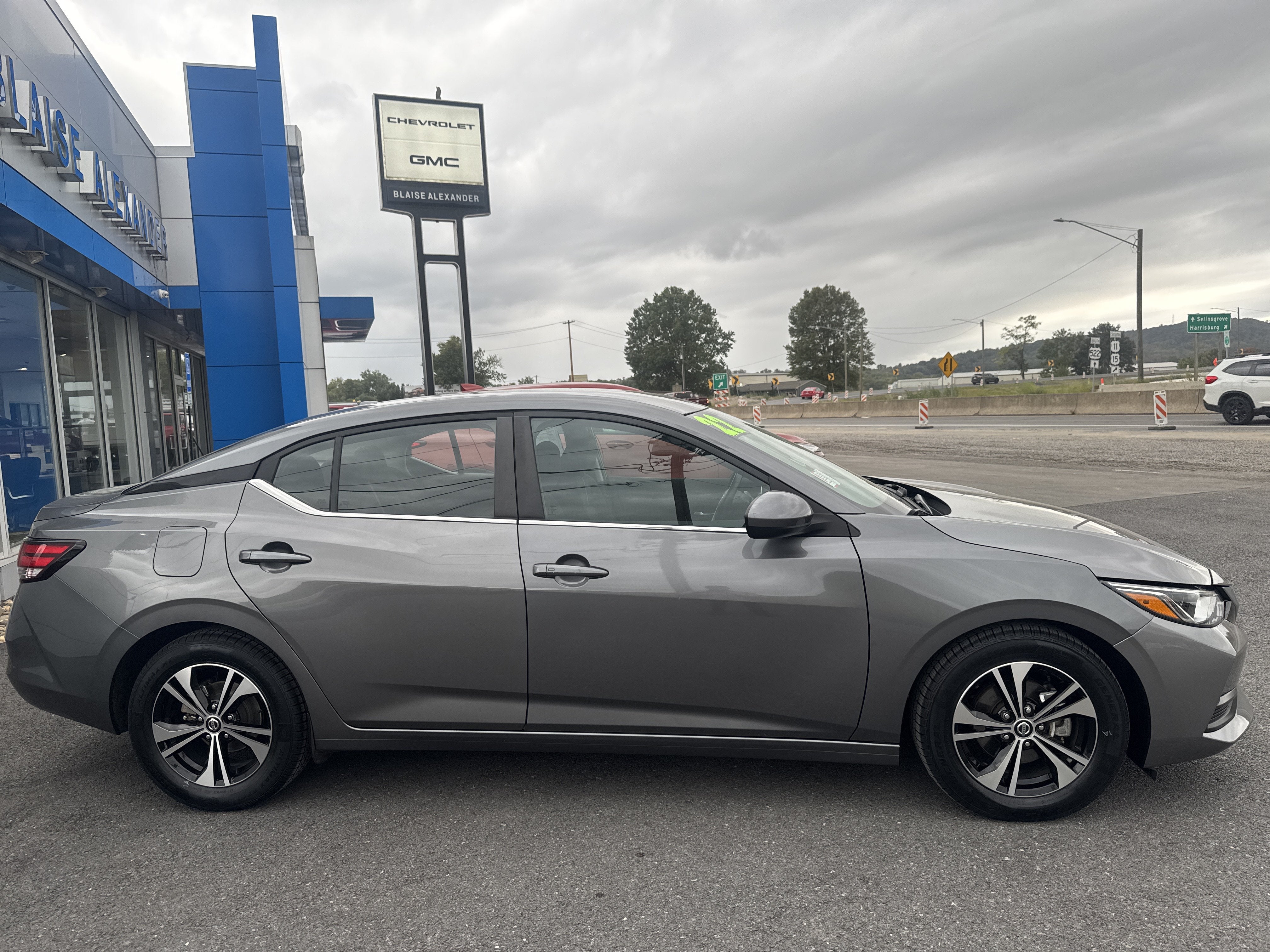 2022 Nissan Sentra SV