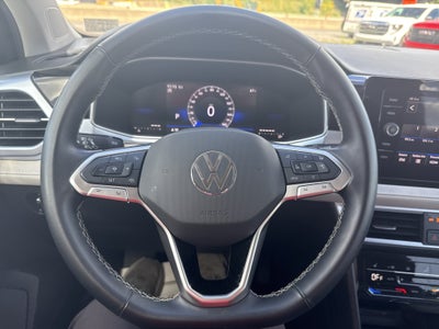 2025 Volkswagen Taos SE