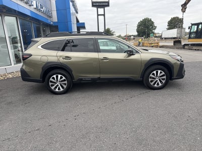 2025 Subaru Outback Premium