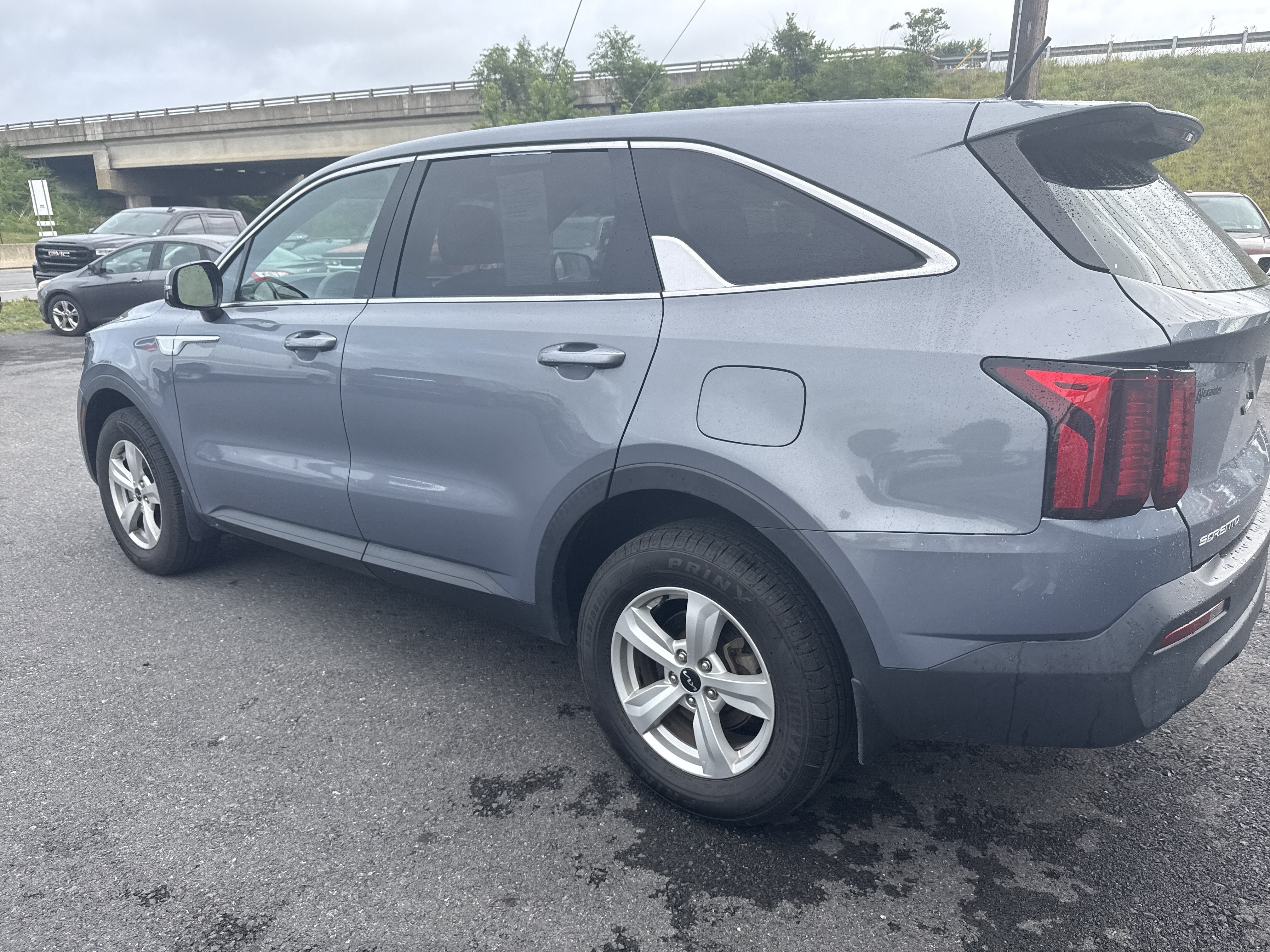 2023 Kia Sorento LX