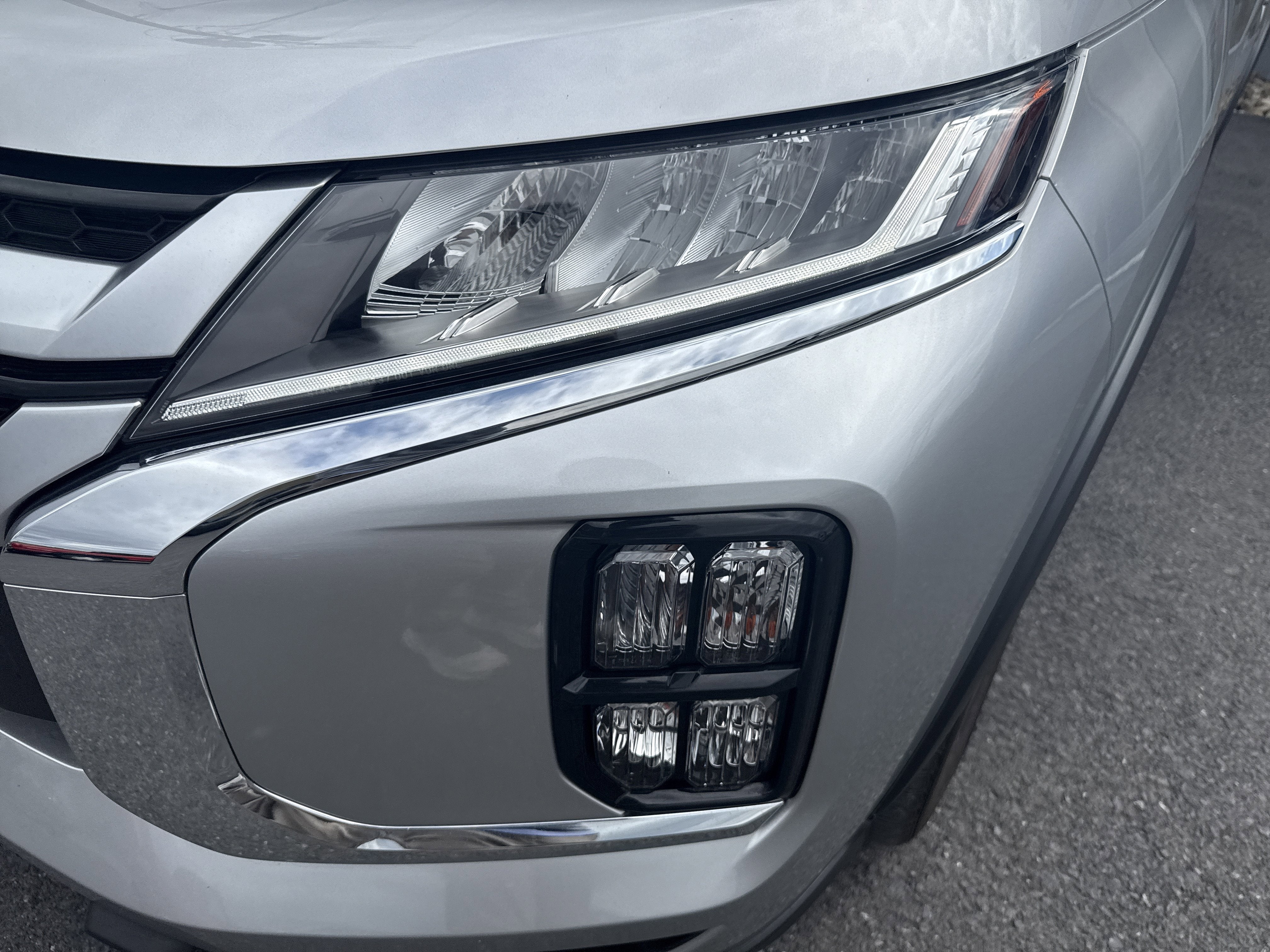 2025 Mitsubishi Outlander Sport S