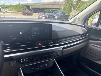 2025 Kia Carnival LXS