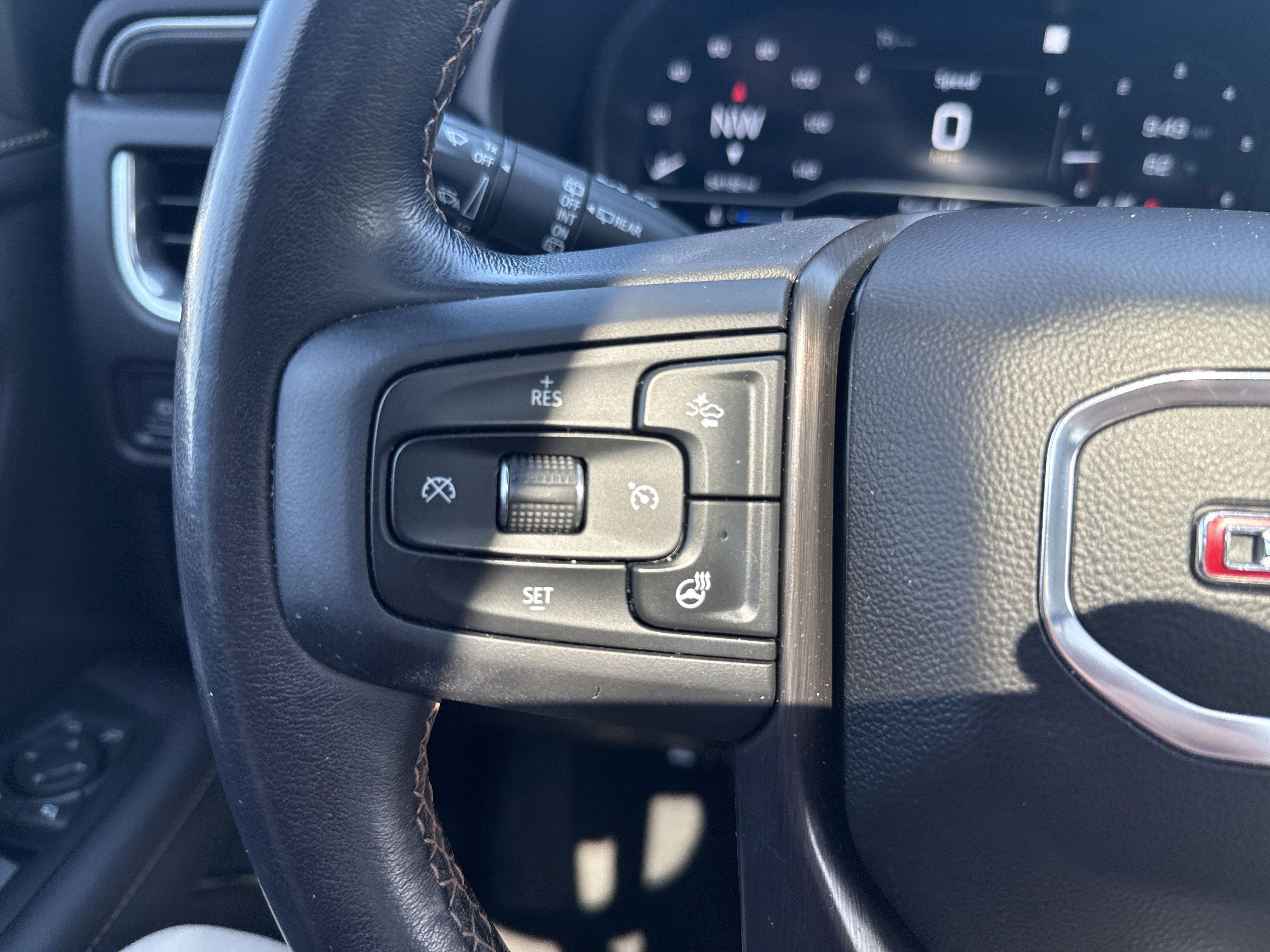 2023 GMC Yukon AT4