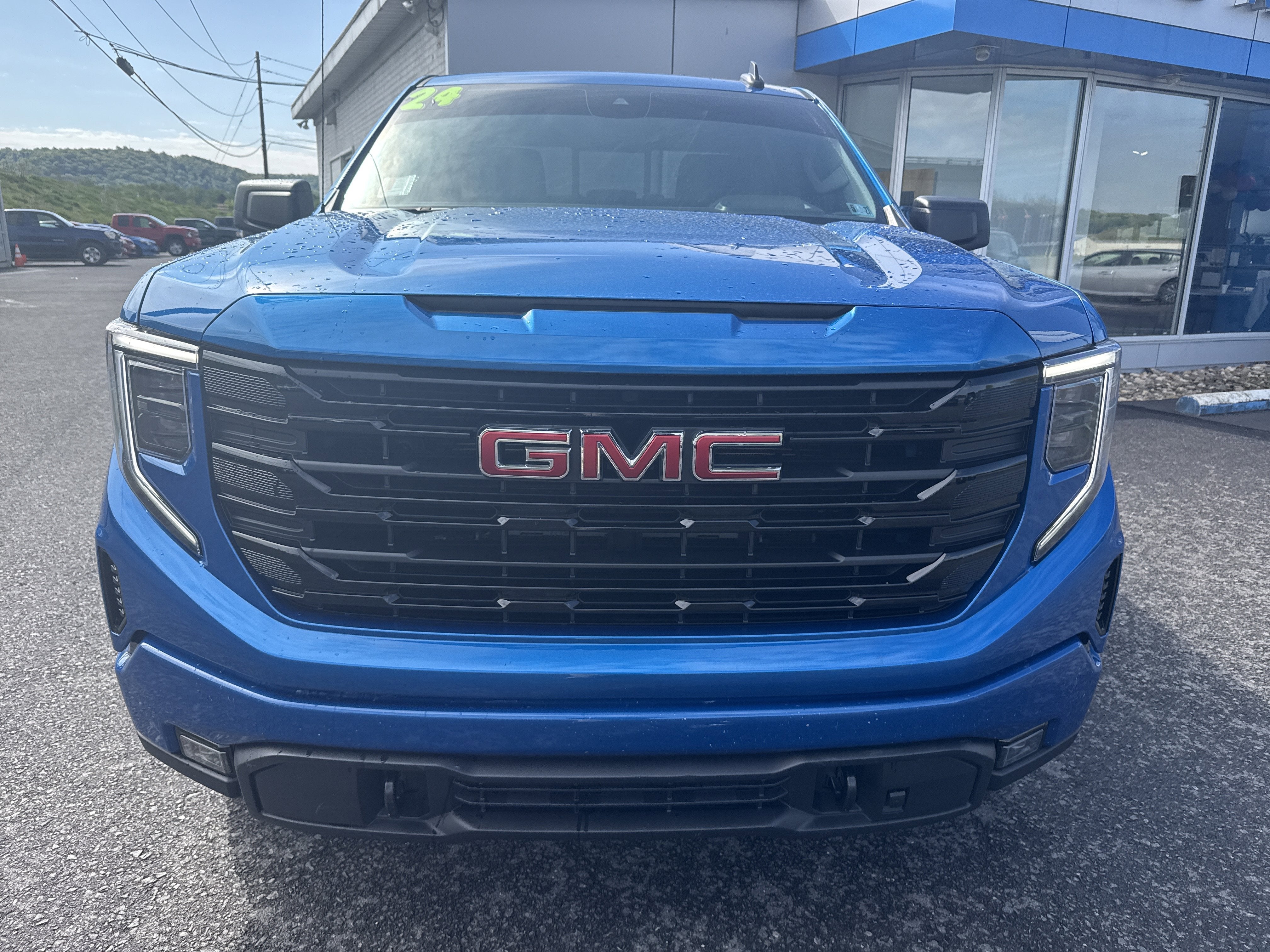 2024 GMC Sierra 1500 Elevation